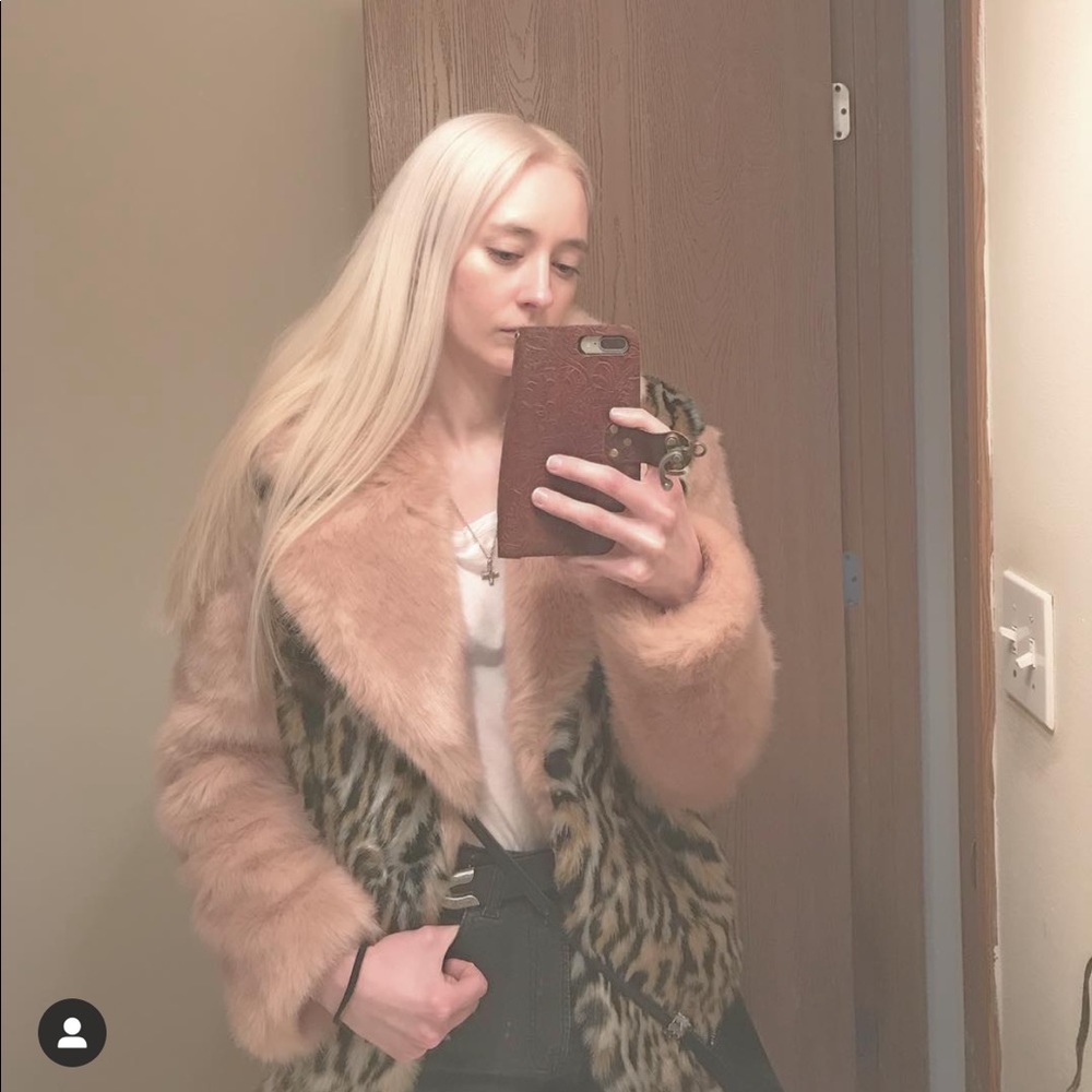LOWEST Jakke Faux Fur Coat
